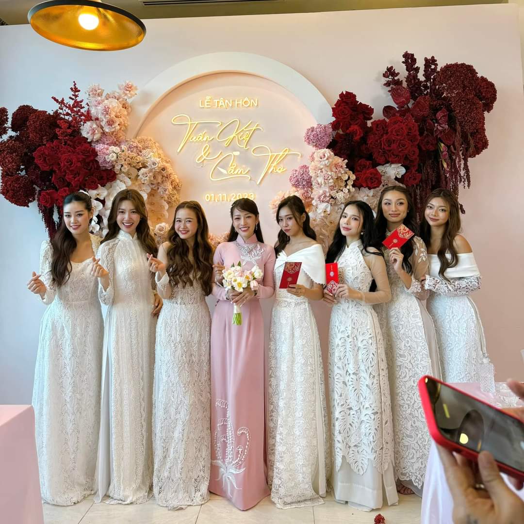 Top 4 sản phẩm không thể thiếu trong mọi tiệc cưới.